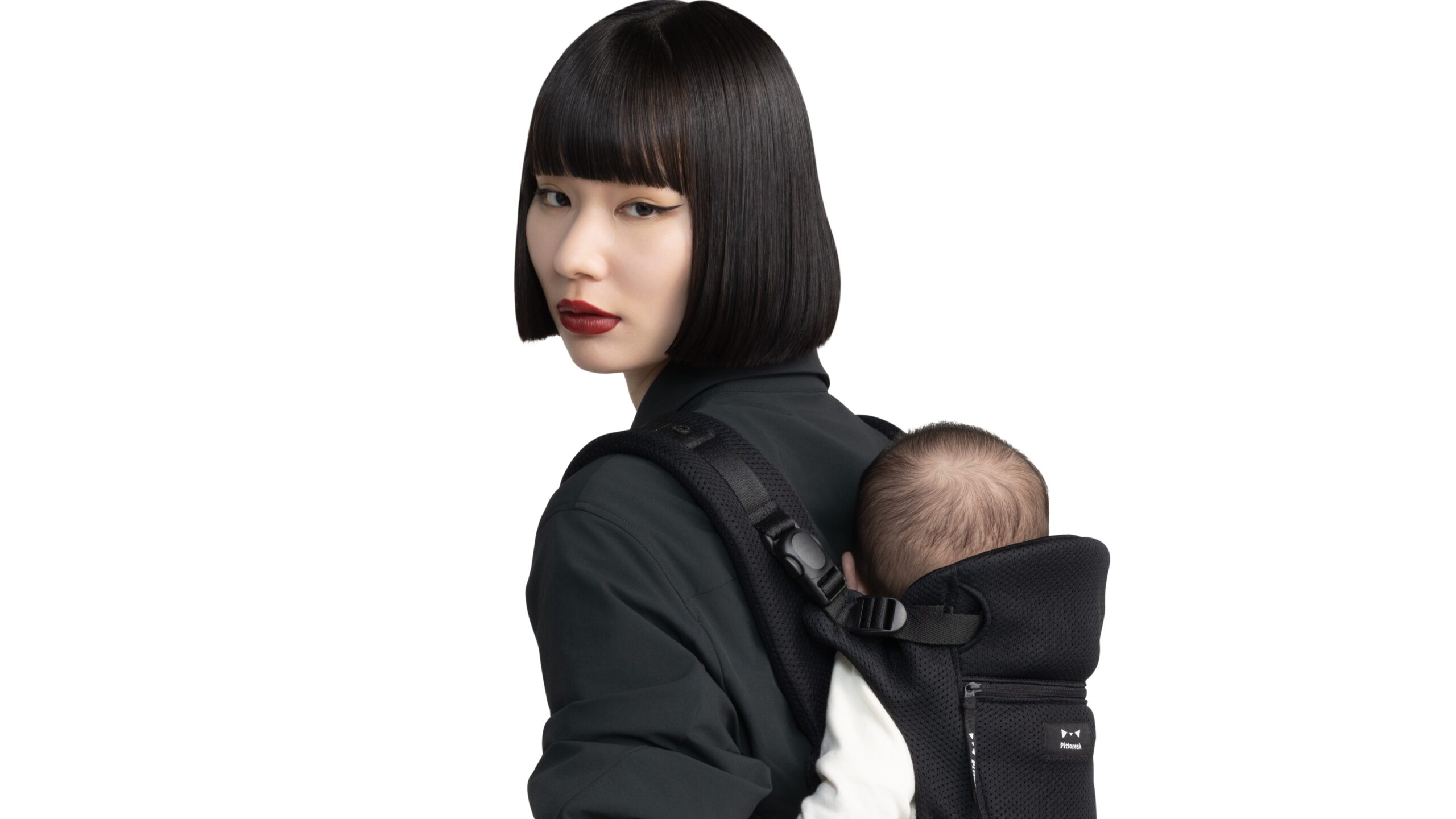 おんぶも出来るからお家で使う抱っこひもとして最適「Pittoresk BABY 